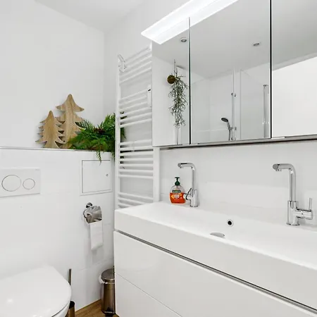 Schneerosenbluete Steibis Mit Oberstaufen Plus Apartment